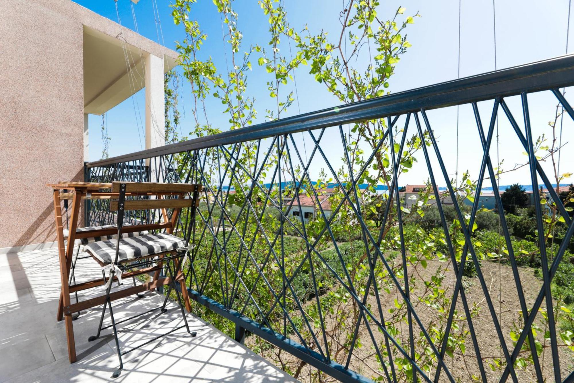 4-Star Apartments Bianco Kastela Exterior photo