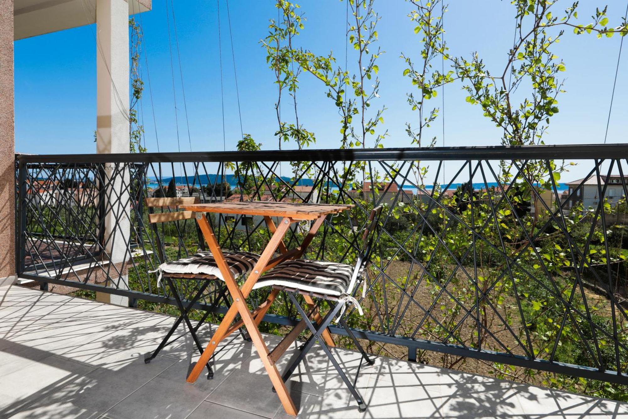 4-Star Apartments Bianco Kastela Exterior photo